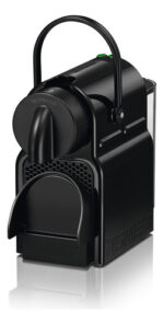 Cafetera Nespresso Inissia Negra + Aeroccino 3 Nespresso - Image 3